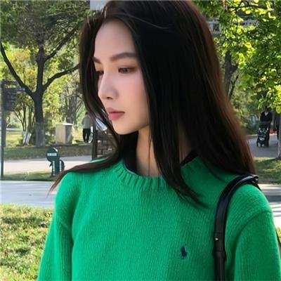 龙纹身的女鬼入镜